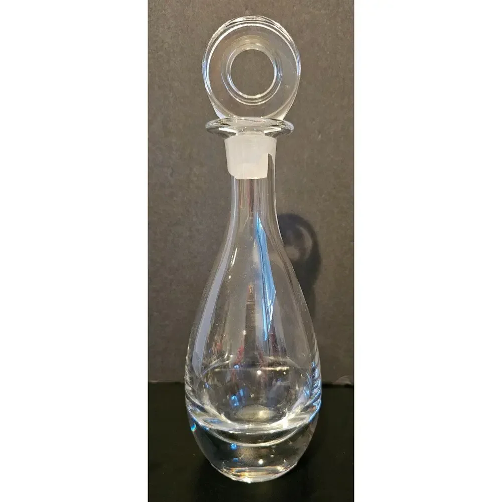 Vintage Clear Crystal Decanter with Ground Glass Circle Stopper